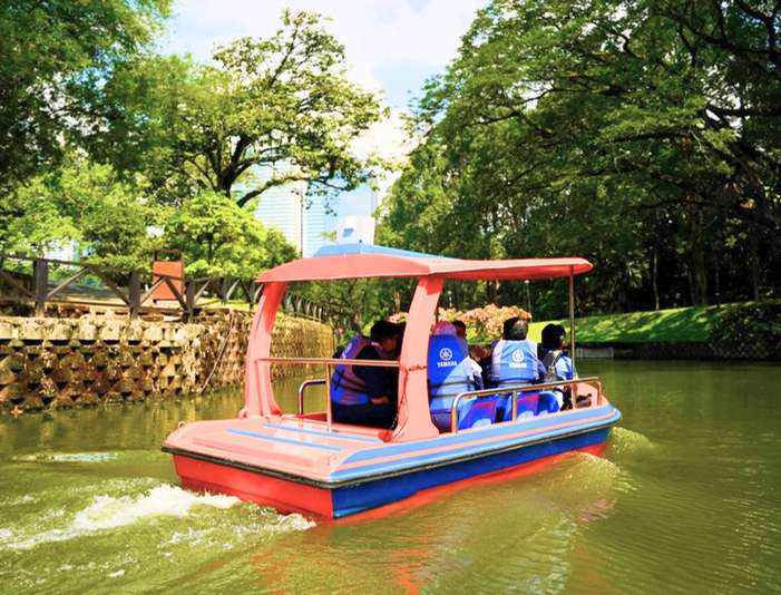 RippleBay cruise boat