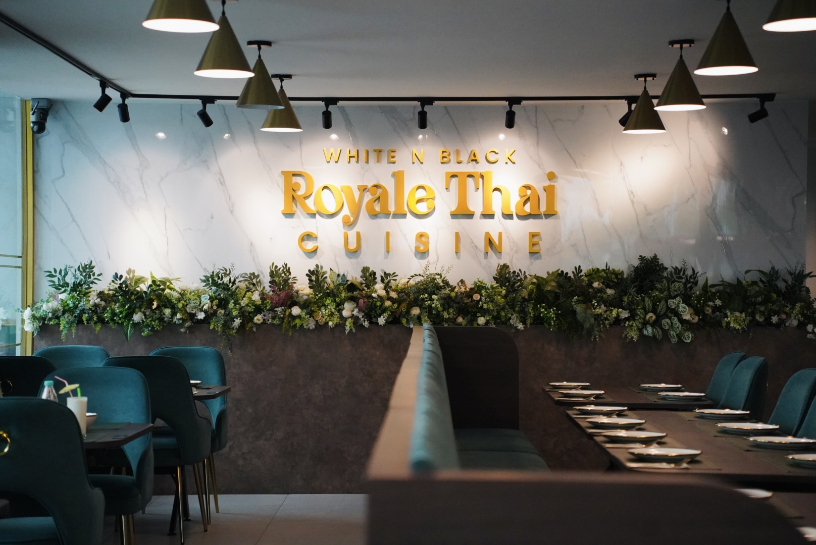 royalethai-8